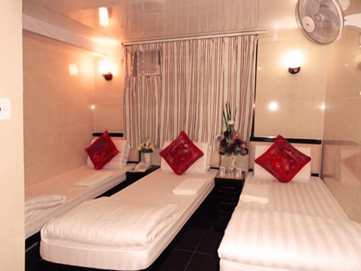 Dhillon Hotel -Paris Guest House Reception 10Th Floor Block E Hong Kong Exterior photo