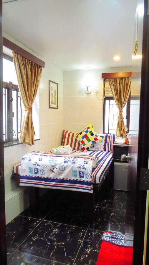 Dhillon Hotel -Paris Guest House Reception 10Th Floor Block E Hong Kong Exterior photo